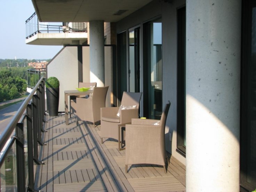 Carrelage en bois balcon balcon parquet en rotin meubles de jardin