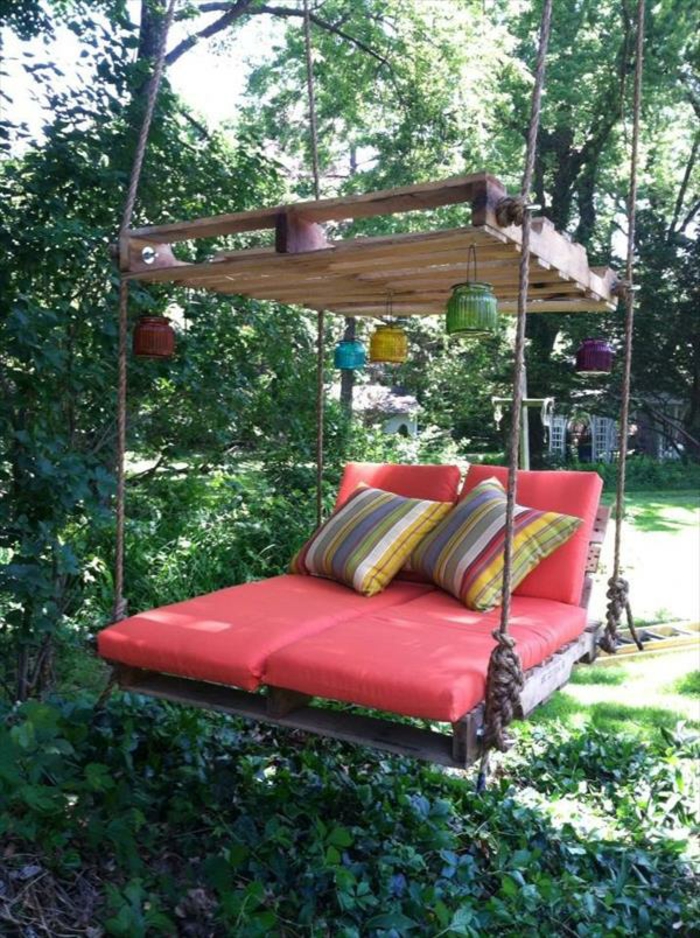 dřevěné palety diy nábytek z palet europalleten nápady visící postel