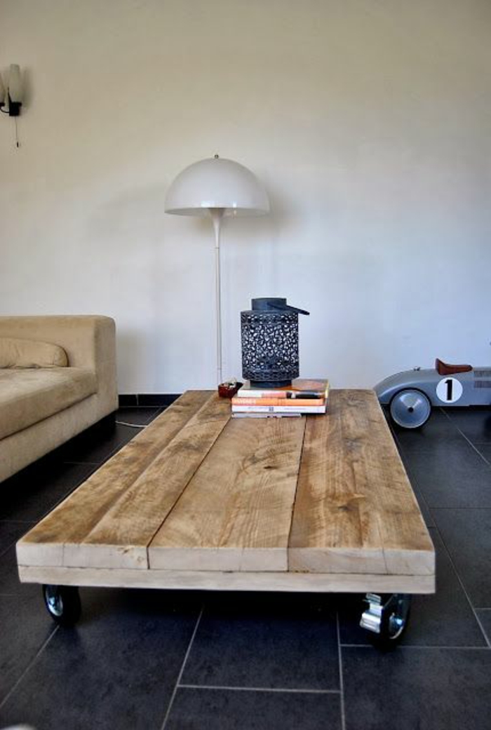 κατασκευάστε ξύλινο τραπέζι από έπιπλα από ξύλινο τραπέζι παλετών
