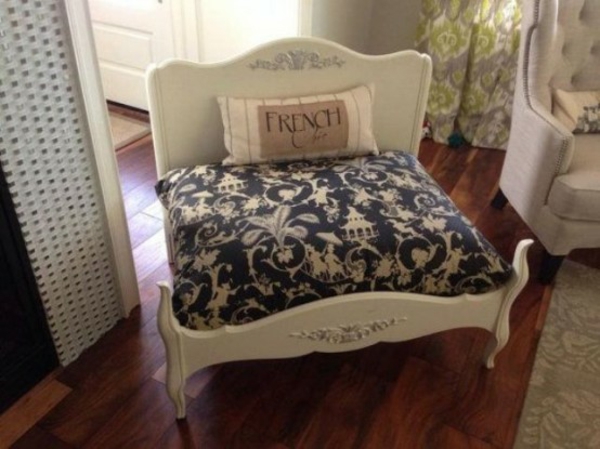 Dog bed build yourself in the French style