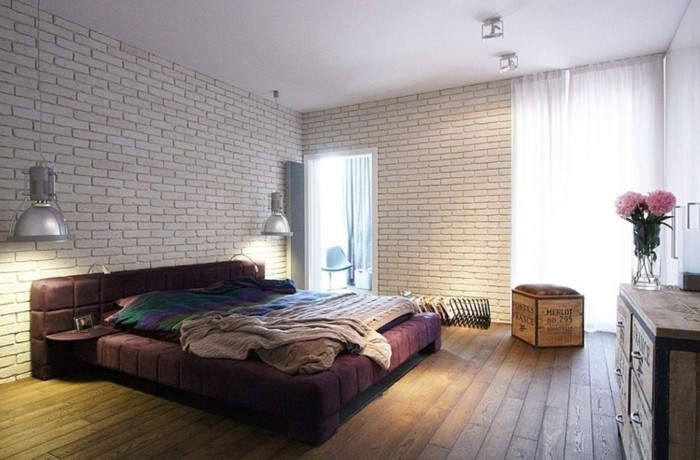 nápady na stěnu designu ložnice cihlová zeď dřevěná podlaha