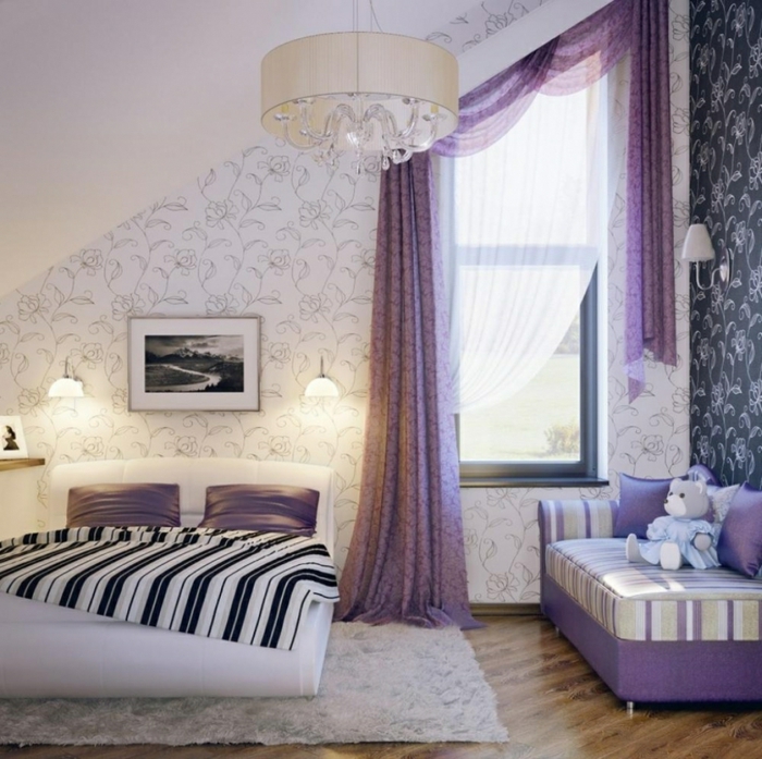 ullakkokalusteet pieni makuuhuone violetti aksentti
