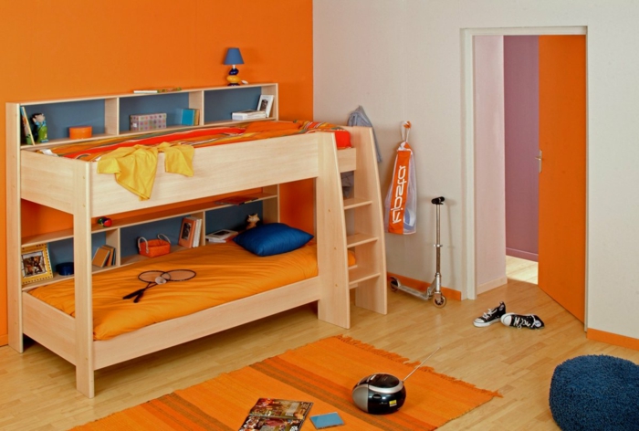 interiér design nápady na bydlení dětský pokoj dětské vysoké postele koberec běžec kluk