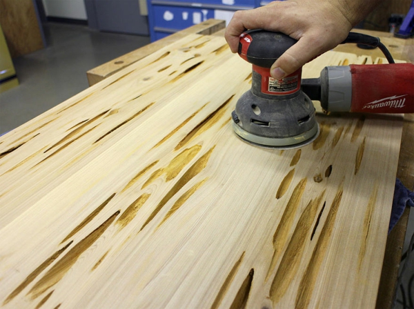 καινοτόμα έπιπλα Matt Brown σχεδιαστής έπιπλα ξύλο υλικό ξύλο