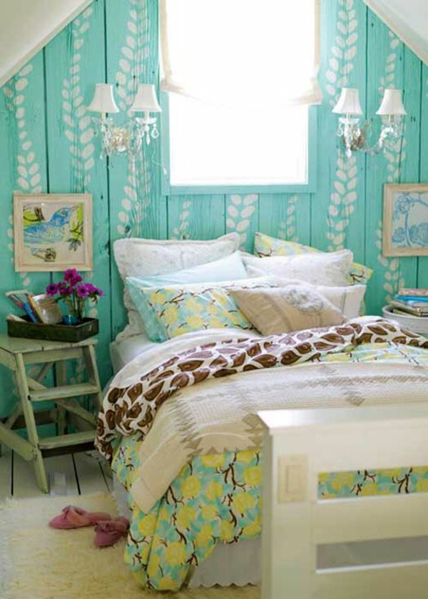 Teenage room with sloping girls colors