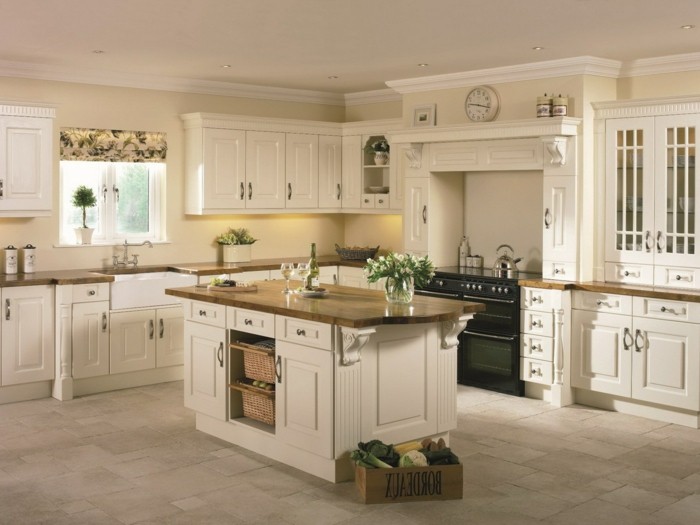 papuoškite virtuvę gražioje jaukioje ir šviežiai madingoje virtuvės linijoje