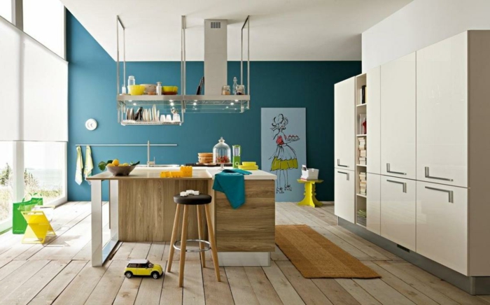 κουζίνα τοίχο σχεδιασμό μπλε acuent τοίχο ξύλινο δάπεδο λειτουργική επίπλωση