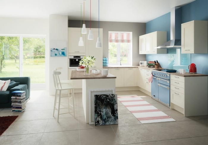 Virtuvės dizainas su grietinėlės virtuvės spintele ir kilimų bėgikliu