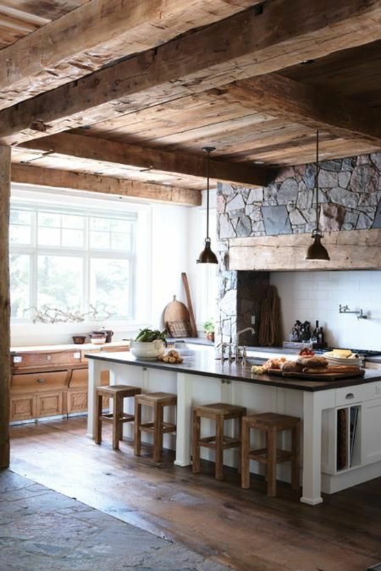 κουζίνα νησί σκαμπός πέτρινο ξύλινο δάπεδο δοκών