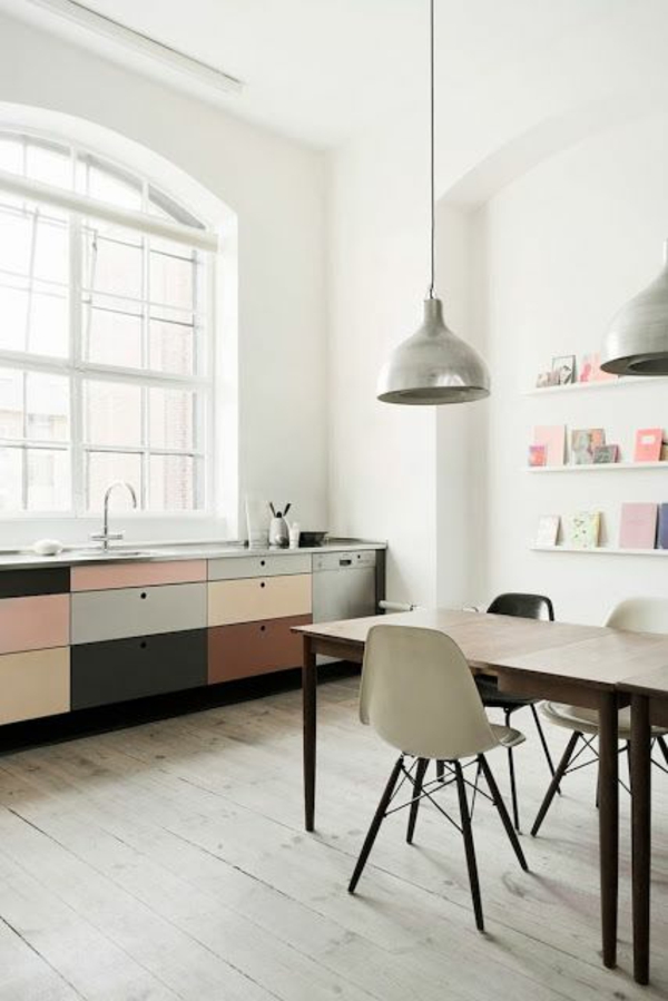 ντουλάπια κουζίνας με ραβδώσεις χρώματος τόνου ανανέωσης μετώπων κουζίνας