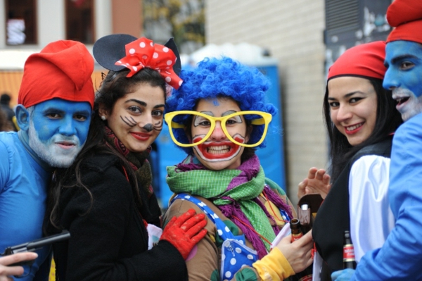 karneval 2015 cologne fargerikt kledd