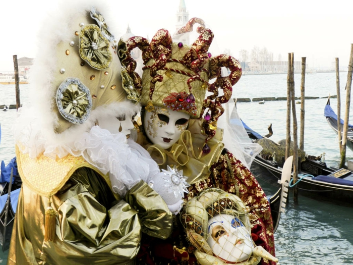 嘉年华在威尼斯服装嘉年华旅行庆祝金色面具