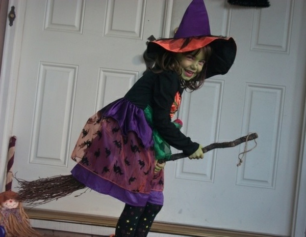 狂欢节服饰自制服装彩色的女巫
