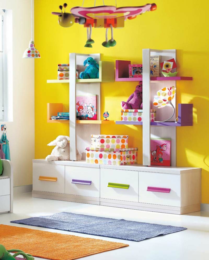 ideas para las habitaciones de los niños alfombra de acento amarilla