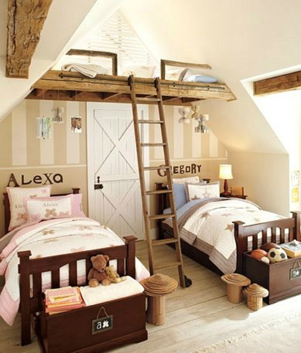 habitación infantil completamente rústica con cama de invitados