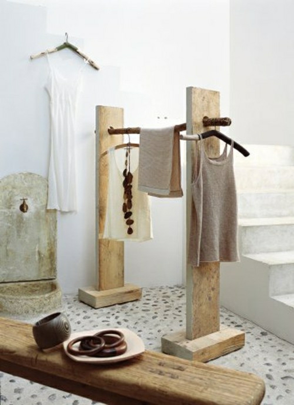 Oblečení stojan sám stavět řemeslné nápady z dřeva