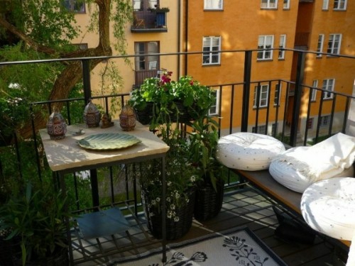 mic balcon confortabil idee pătrat design decorativ tabel original