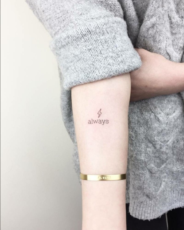 μικρές τατουάζ λέξεις σιφτέ πάντα
