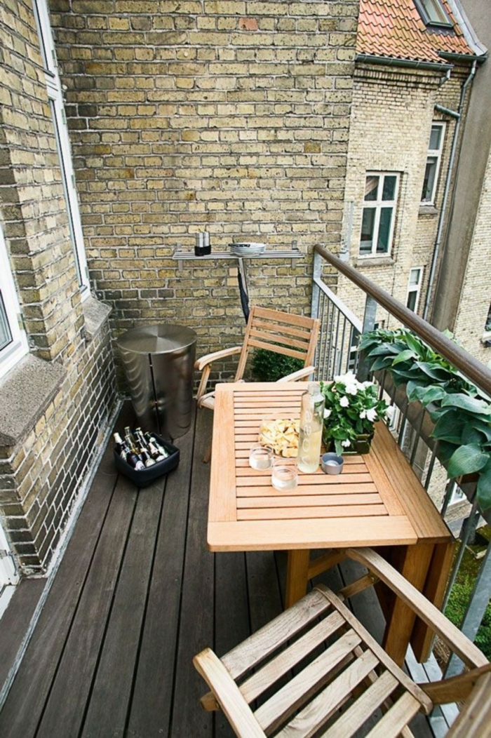 小阳台形状折叠阳台家具植物木地板