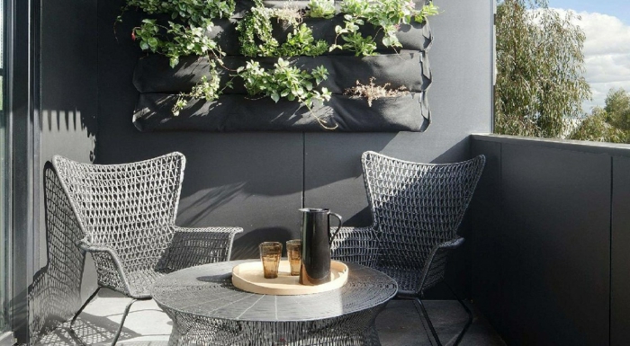 小阳台设计墙壁装饰植物现代阳台家具