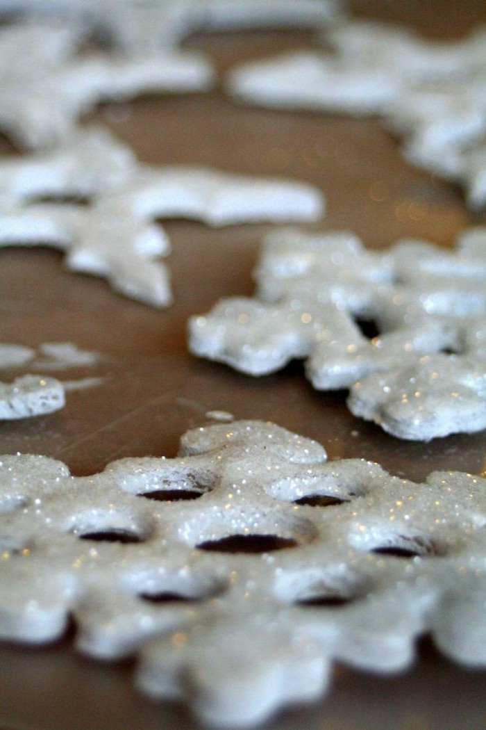Creatieve crafting ongebruikelijke decoratie om zelf zout uit zout te maken