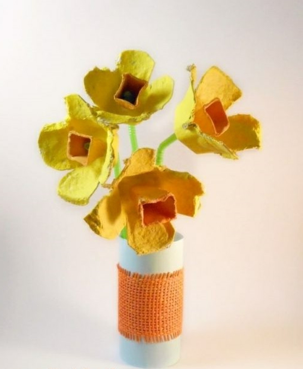 creative craft egg box bloemenvaas