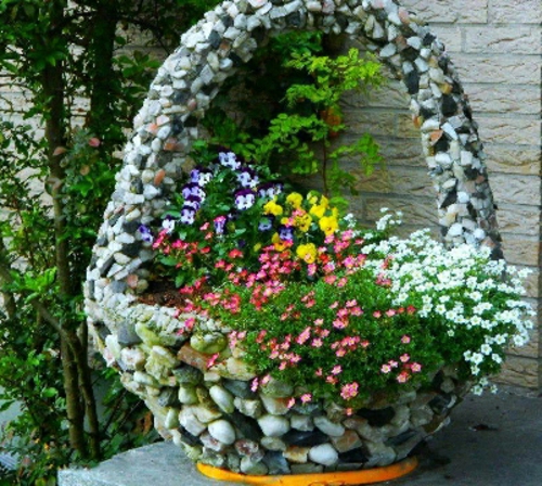 cesta de macetas originales piedras naturales