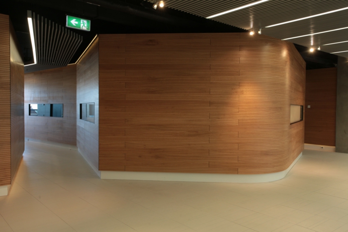 творческа стена дизайн дървена облицовка интериор декорация идеи архитектура