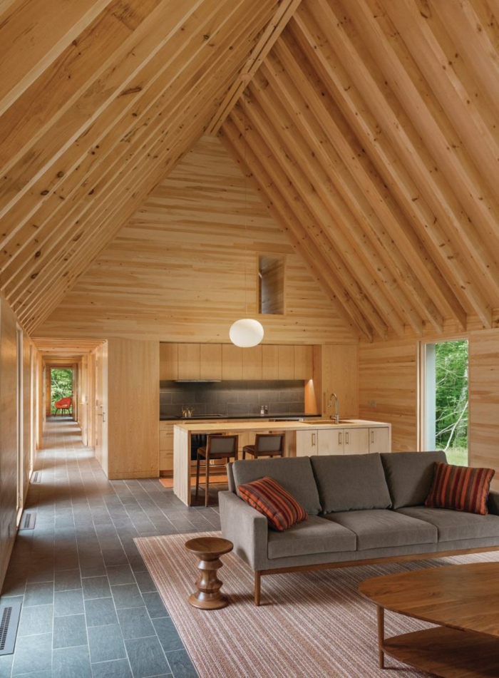 творческа стена дизайн дървена ламперия интериор декор идеи хижа атмосфера