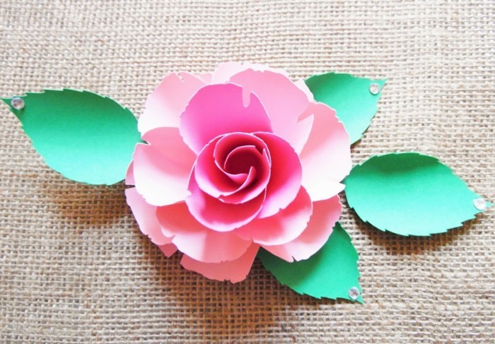 maak zelf creatieve bloemen en maak papier