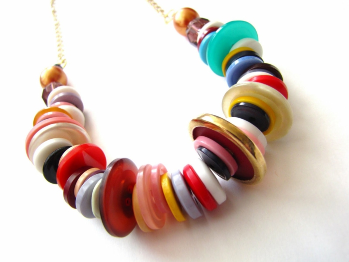 Creative crafts necklace buttons diy ideas
