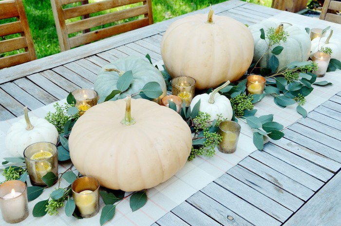 Kuerbisse tafel decoratie herfst zelfgemaakte eettafel versieren