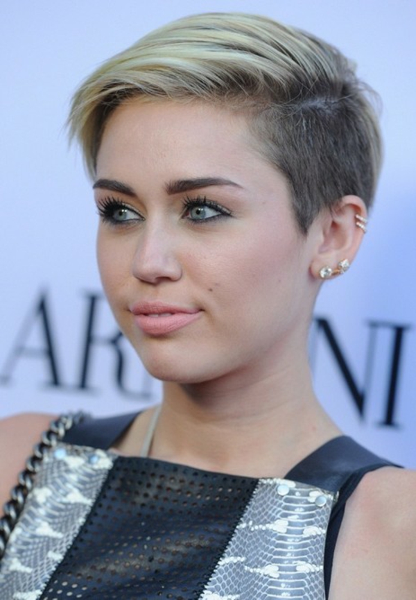 σύγχρονο 2015 σύντομο pixie Miley cyrus