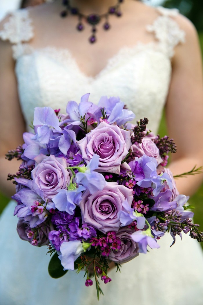lavender roses bouquet