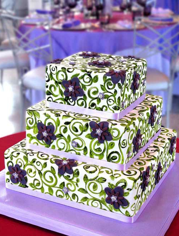 紫色婚礼蛋糕想法丰富多彩