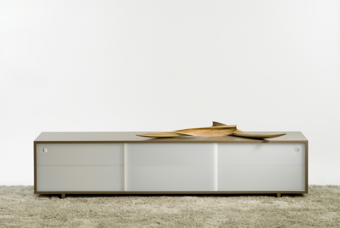 mažos garderobos televizoriaus kambario idėjos paruošimas baldams pavyzdžiai plastikinė mediena