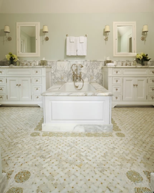 Prabangios modernios vonios kambario grindų idėja