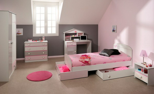 момиче стая розови стени дизайн кръг малко килим