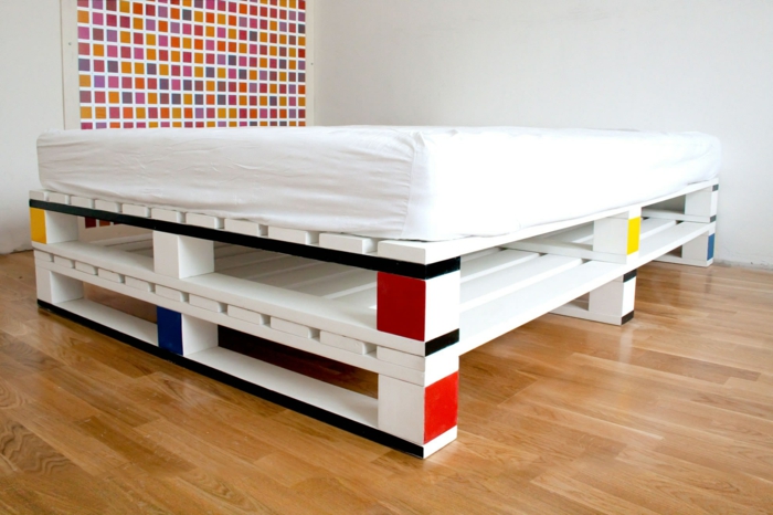 baldai iš padėklų europaletten bed build yourself