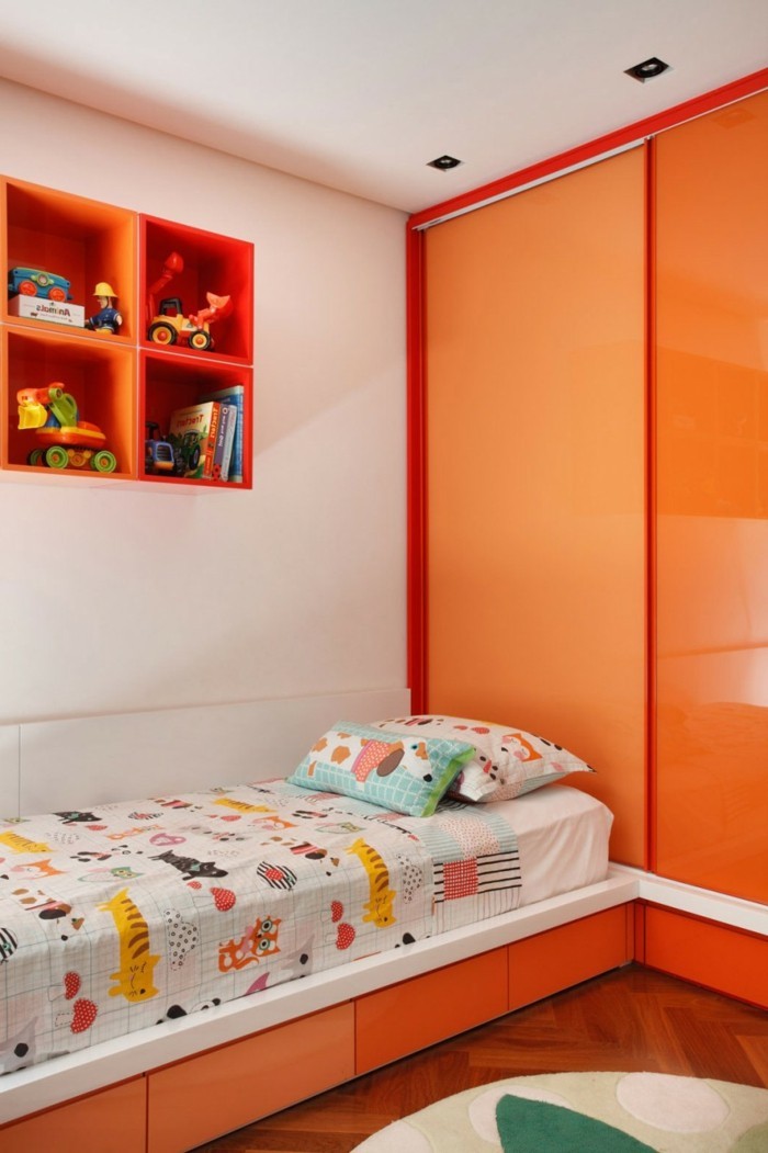 έπιπλα ζωηρόχρωμο καθιστικό παιδικό δωμάτιο πορτοκαλί ράφια ράφια