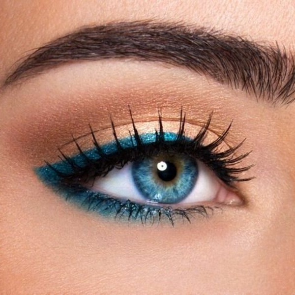 make up tips øyne blå øye liner