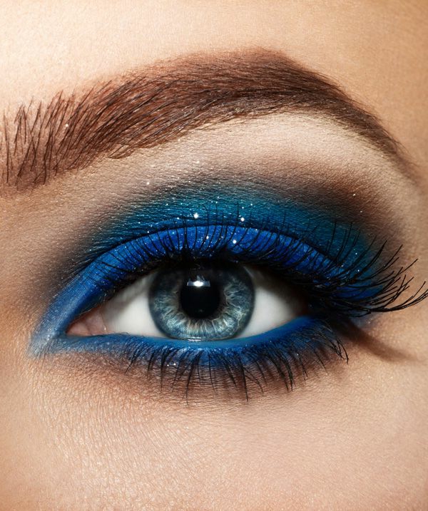 make-up tips ogen oogschaduw blauwe tinten