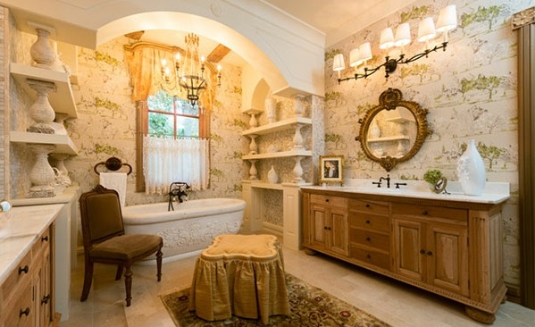 Viduržemio jūros vonios kambario dizaino vonios klasika