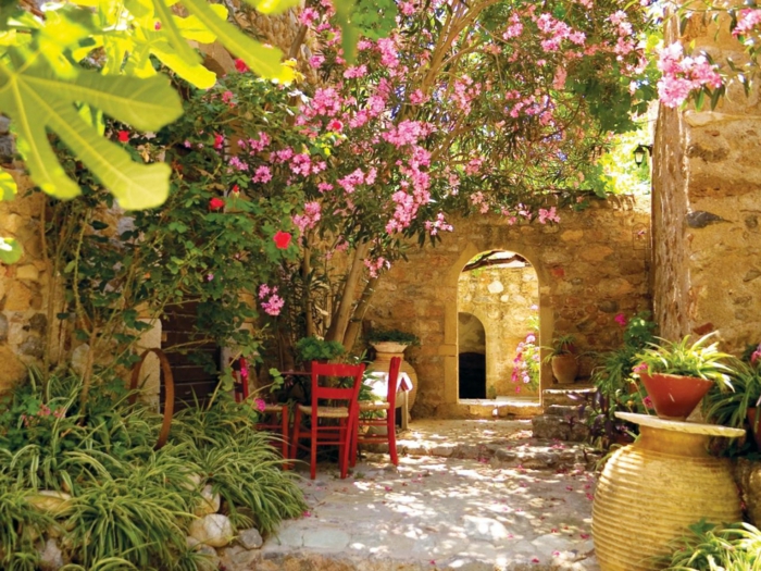 Mediterranean-gartengestaltung-fresh-and-color-ideas-stones-and-plant