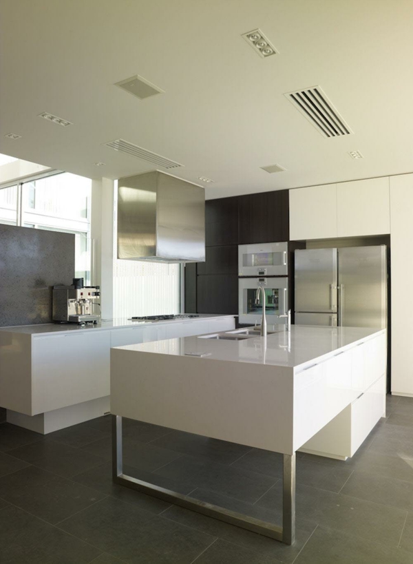 μινιμαλιστική κουζίνα σχεδιασμό λευκό χρώμα σπίτι επίπεδη ιδέα