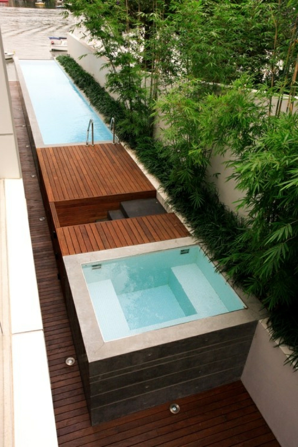 minimalistinen moderni kylpyamme mini-uima-allas puutarhassa