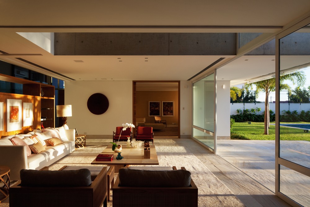 modern-luxury-living-innvoativ-residence