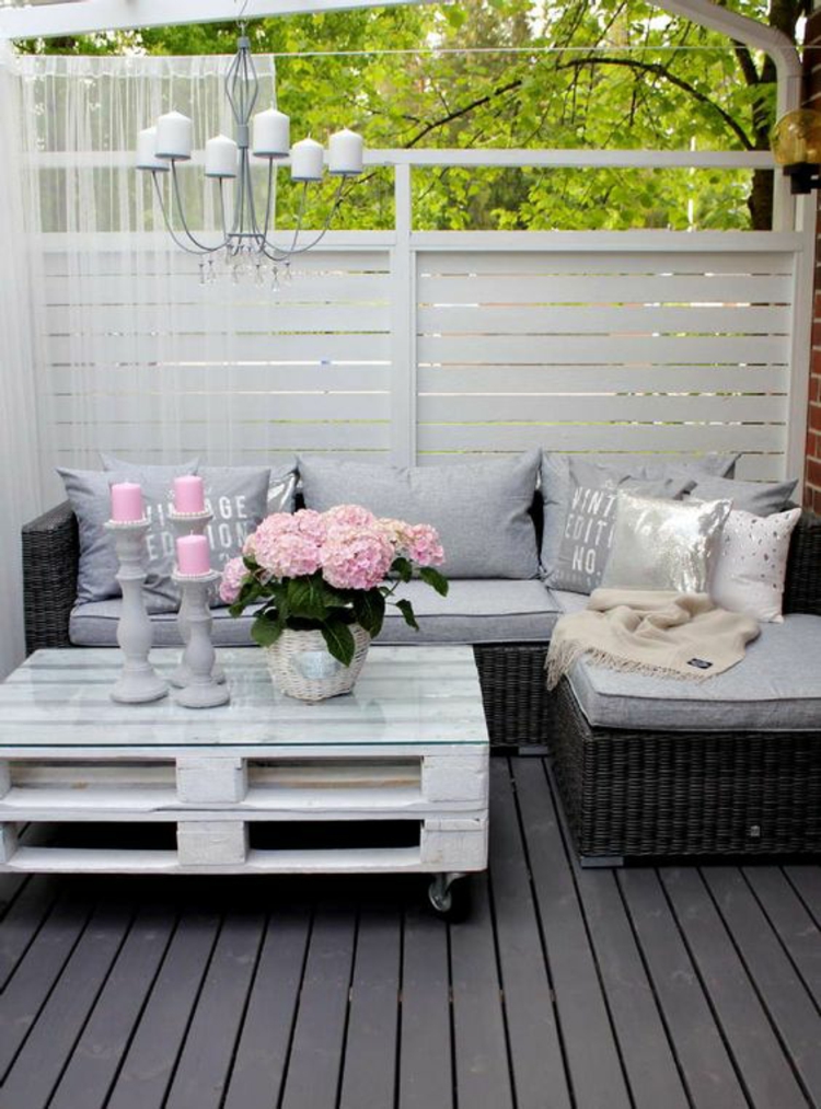 modern terras design foto's balkonmeubilair DIY-tafel te bouwen op pallets