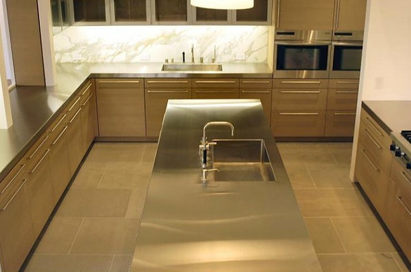 модерен интериорен дизайн от неръждаема стомана кухня вградена мивка
