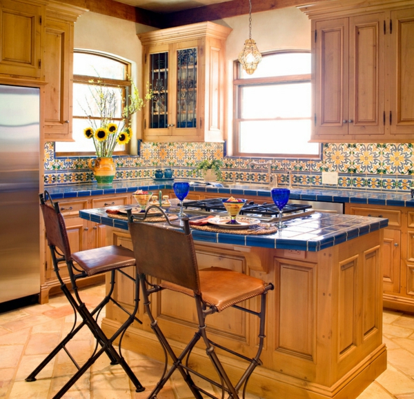moderne hjem indretning køkken lavet af træ mexicansk stil møbler farvepalet